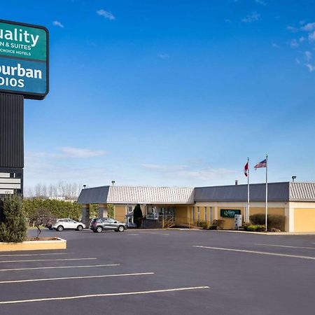 Quality Inn And Suites Fairgrounds - Syracuse Seneca Knolls Bagian luar foto