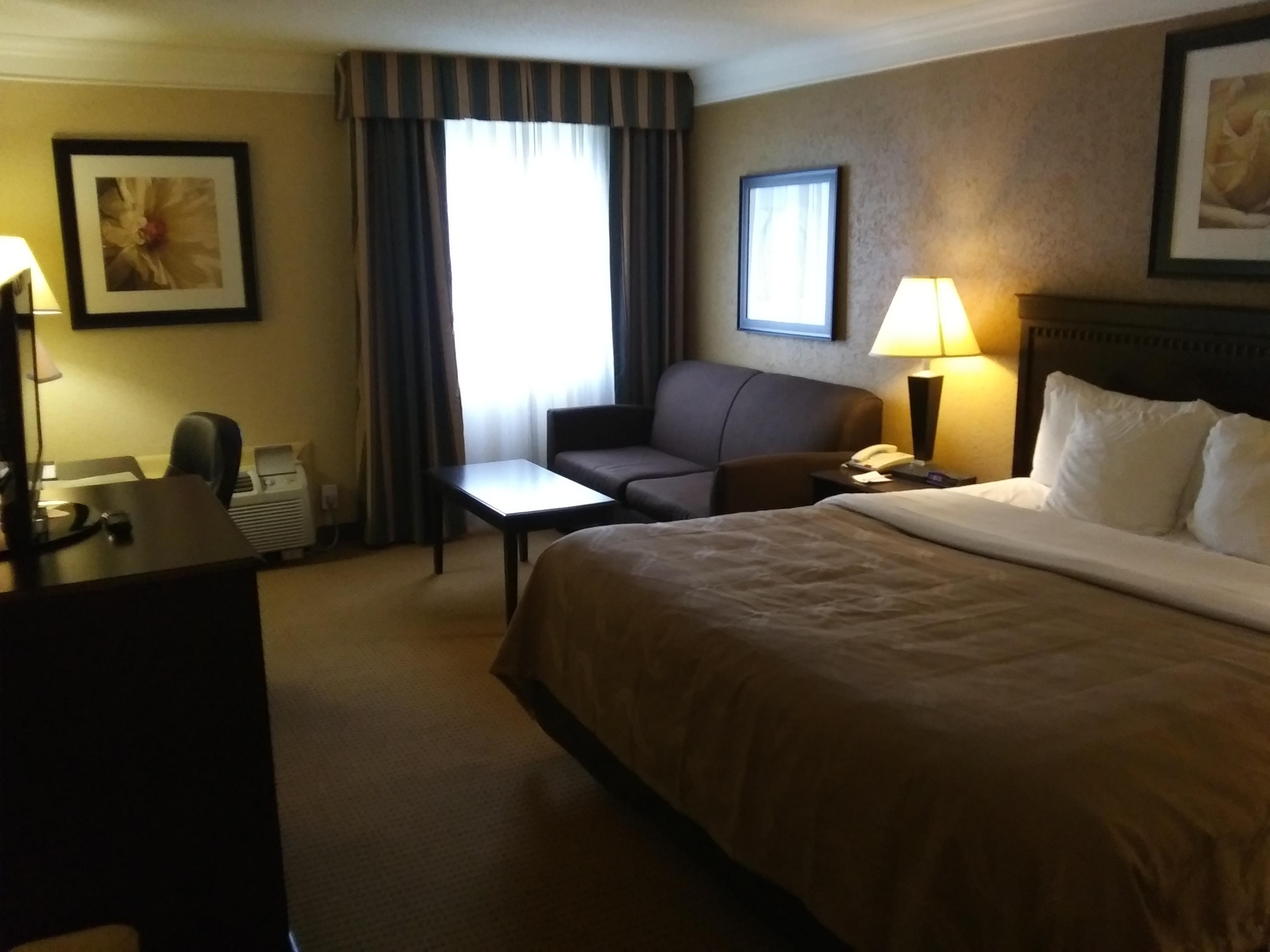 Quality Inn And Suites Fairgrounds - Syracuse Seneca Knolls Bagian luar foto
